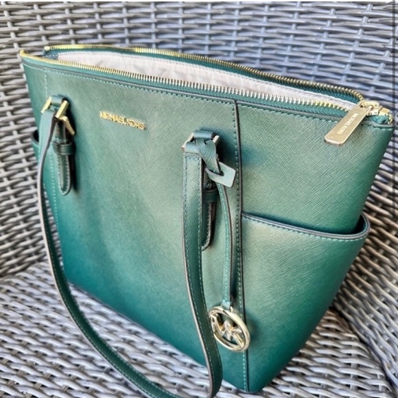 Michael Kors Purse - Picture 3 of 4